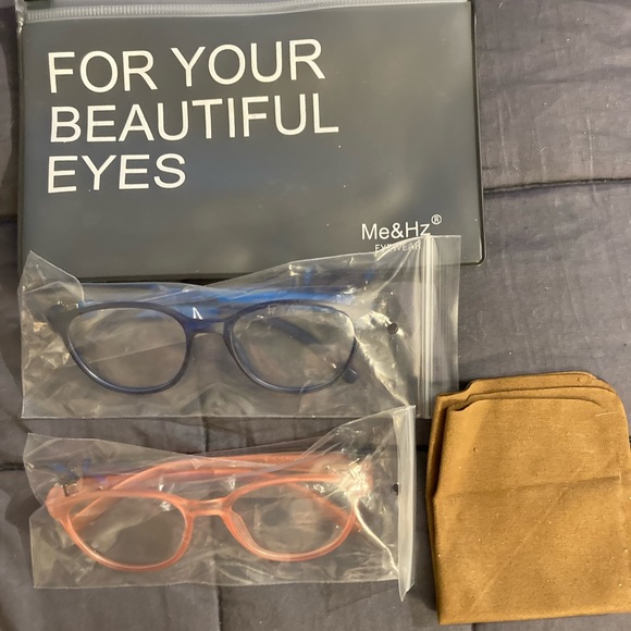 NWT Blue Light Glasses - Picture 2 of 2